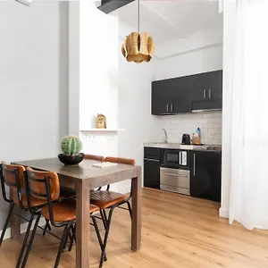 https://no-23-the-streets-apartments-barcelona.topbarcelonahotels.com